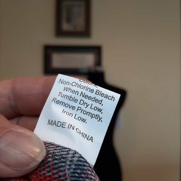 NWOT!! Lightweight Button Shirtdress/Duster - Picture 14 of 14